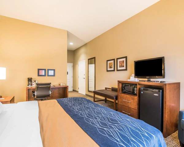  - Comfort Inn & Suites Dover