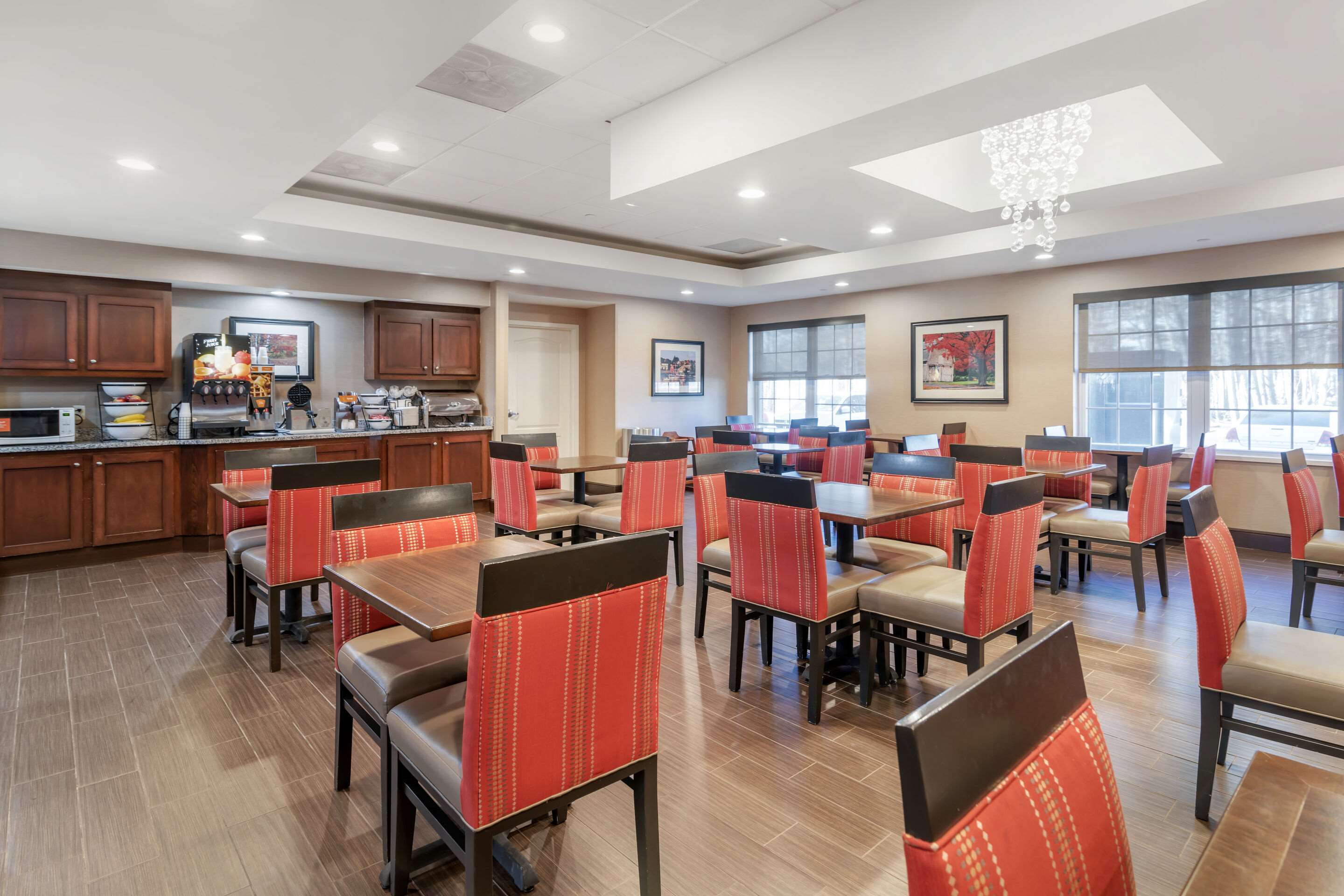 Breakfast area | Comfort Inn & Suites Dover-Portsmouth