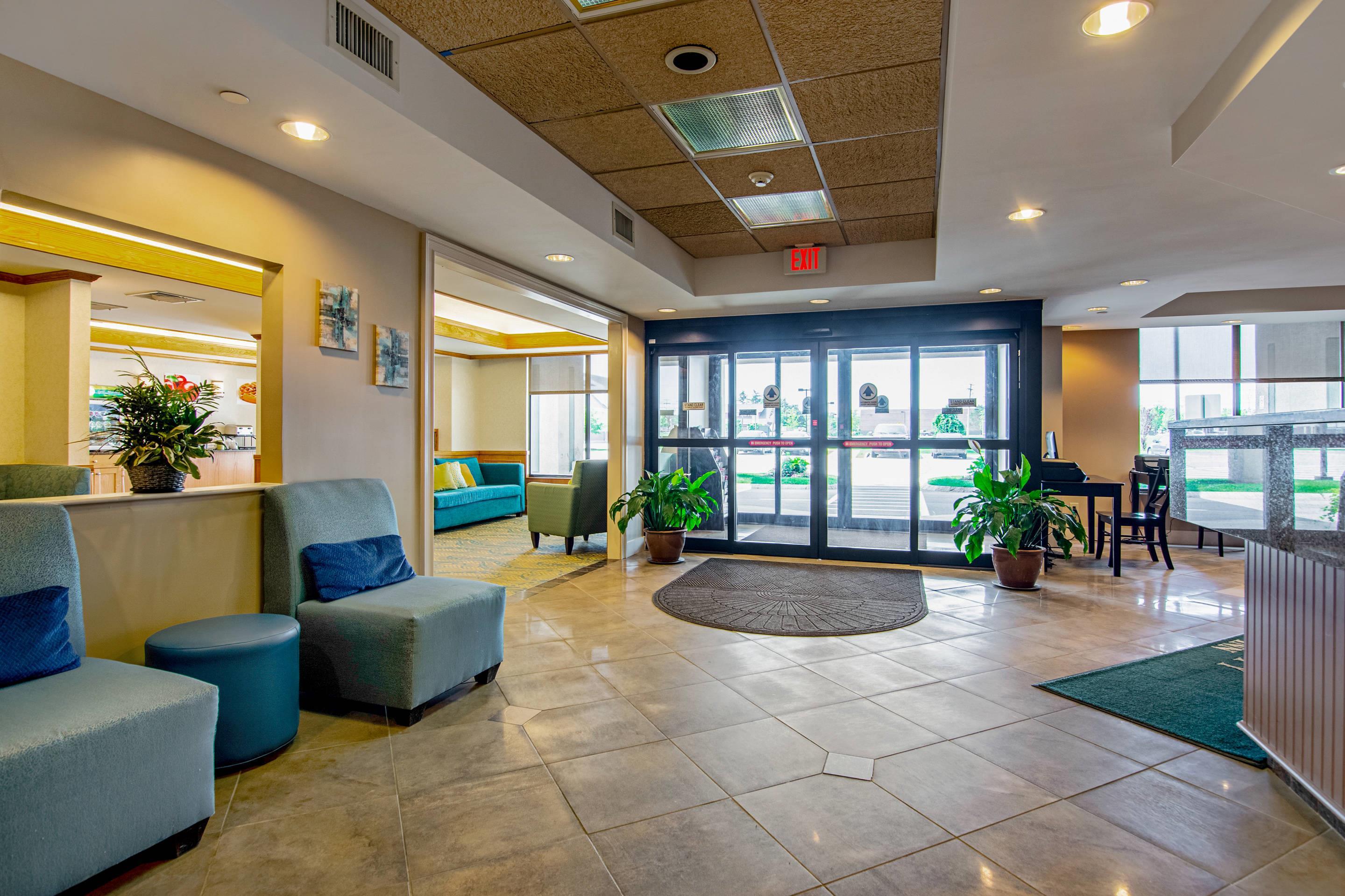 Hotel lobby | Quality Inn