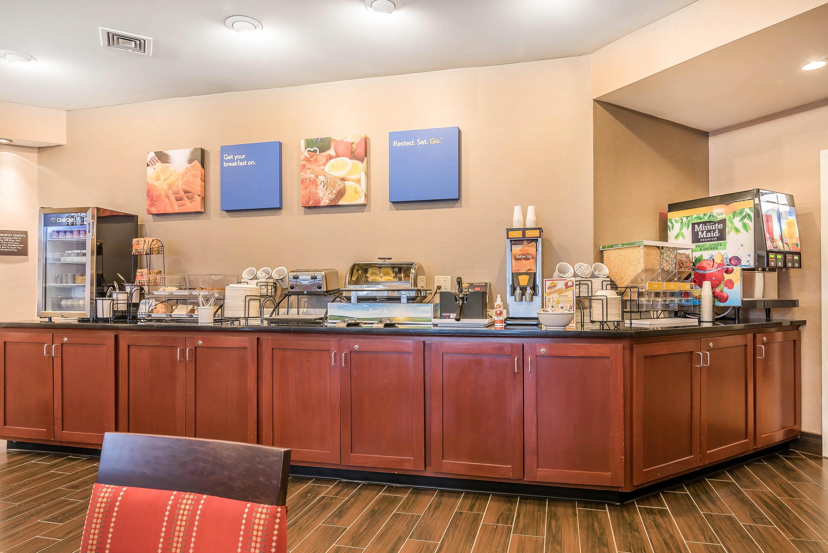 Breakfast area