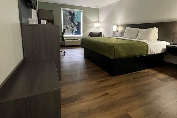  - Quality Inn Merrimack