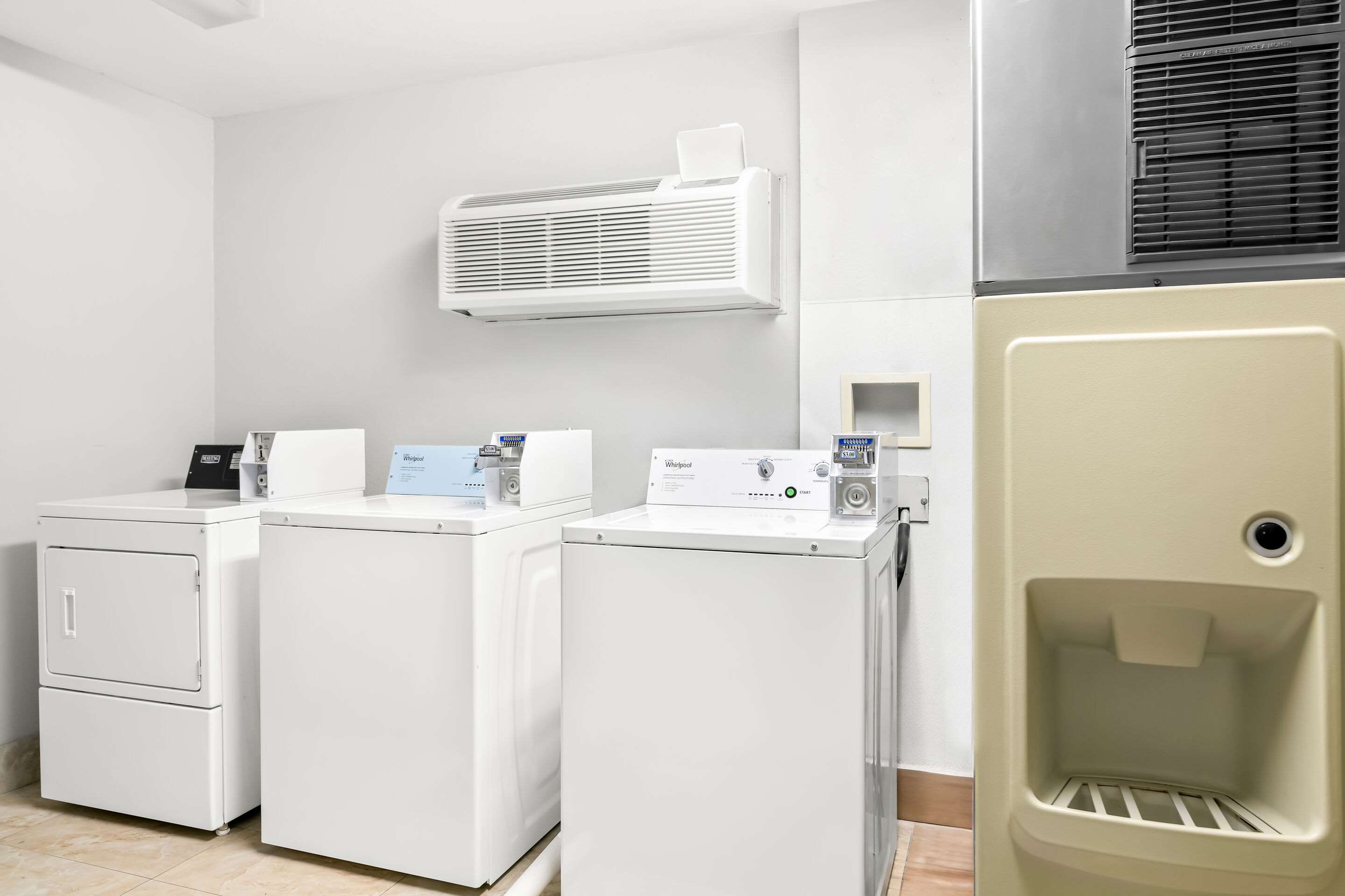 Guest laundry facilities | Quality Inn Merrimack - Nashua