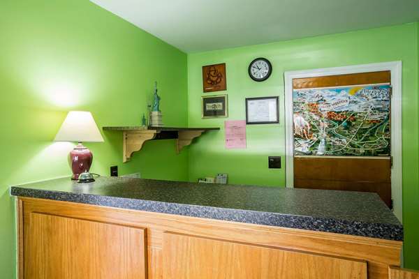  - Rodeway Inn Lincoln