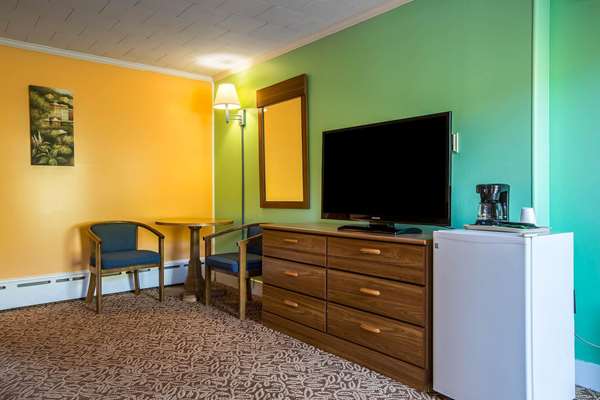  - Rodeway Inn Lincoln