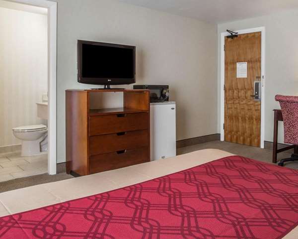  - Econo Lodge West Ossipee