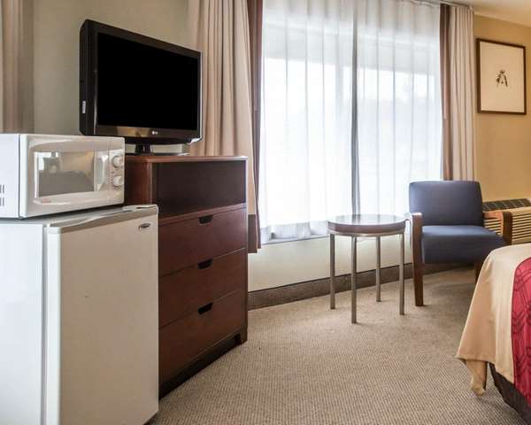  - Econo Lodge West Ossipee