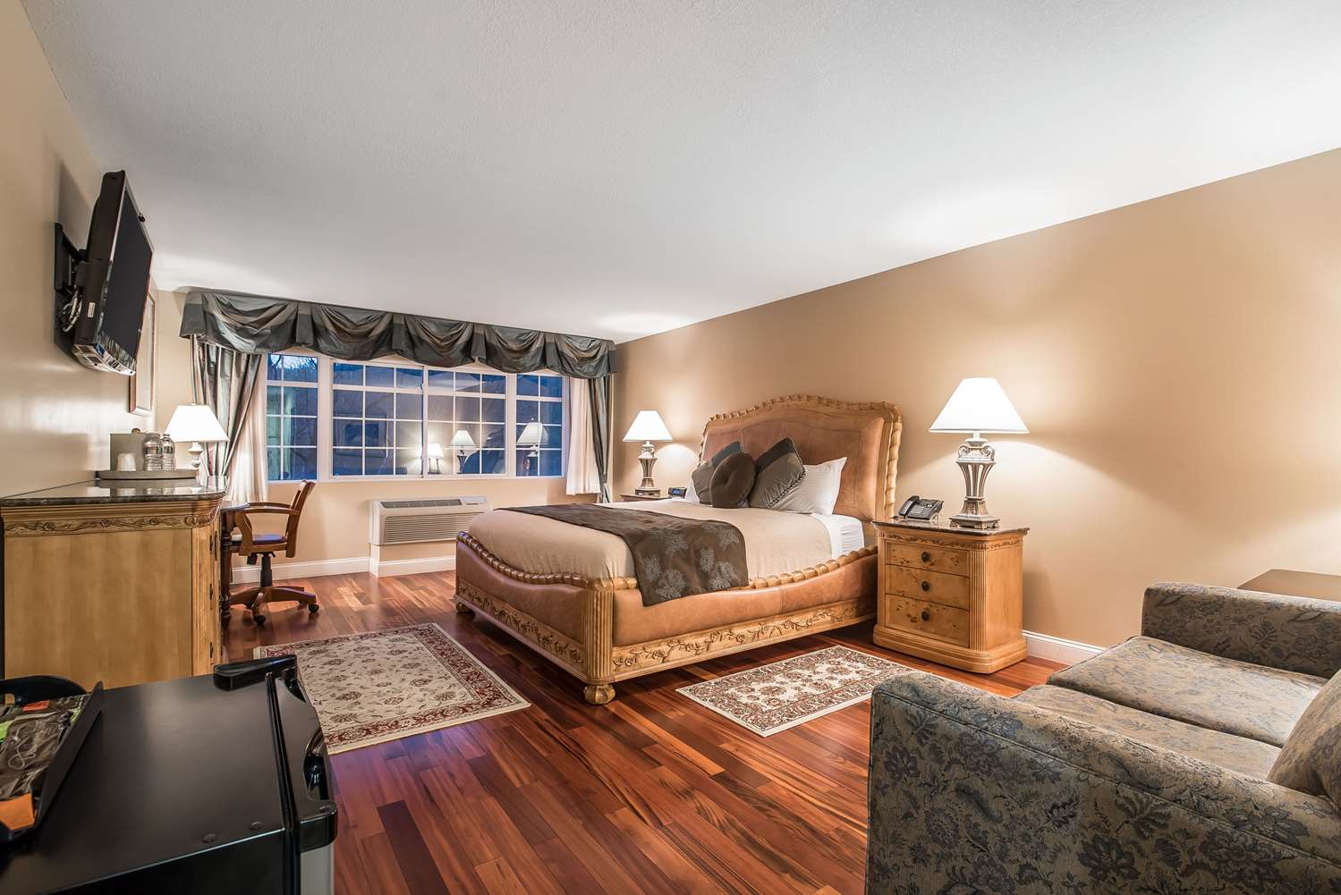 Riverside Hotel West Chesterfield, NH See Discounts