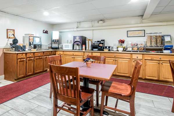 Amenities - Econo Lodge Tilton