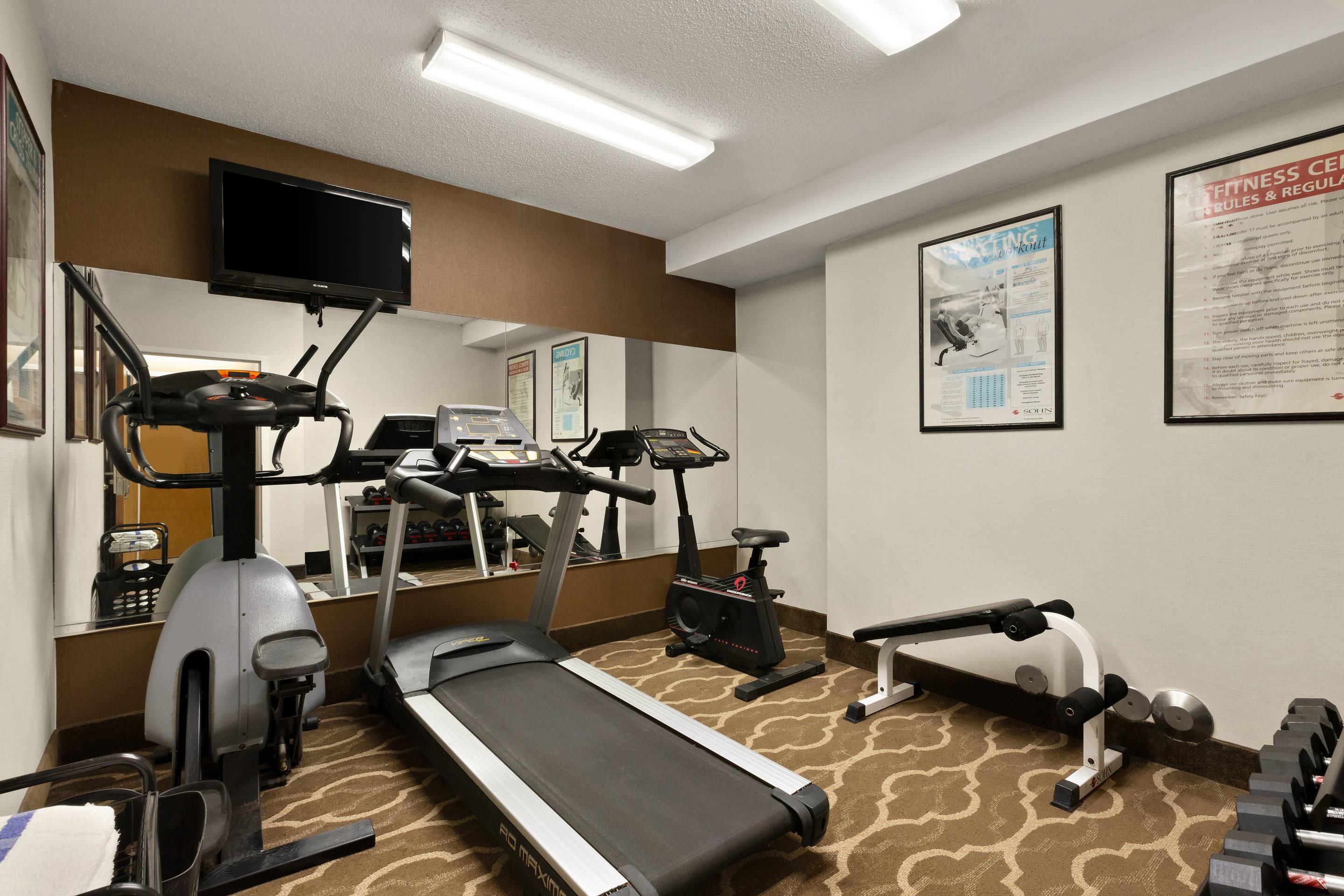 Fitness center | Comfort Inn Bordentown near NJ Turnpike