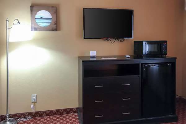 Suite - Clarion Hotel & Conference Center Toms River