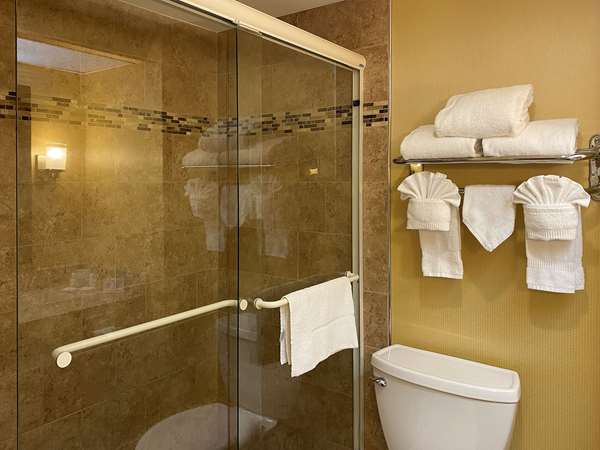  - Clarion Hotel & Conference Center Toms River