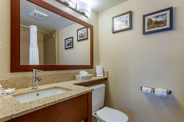  - Comfort Inn Edgewater