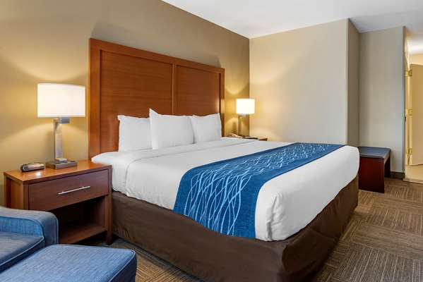  - Comfort Inn Edgewater