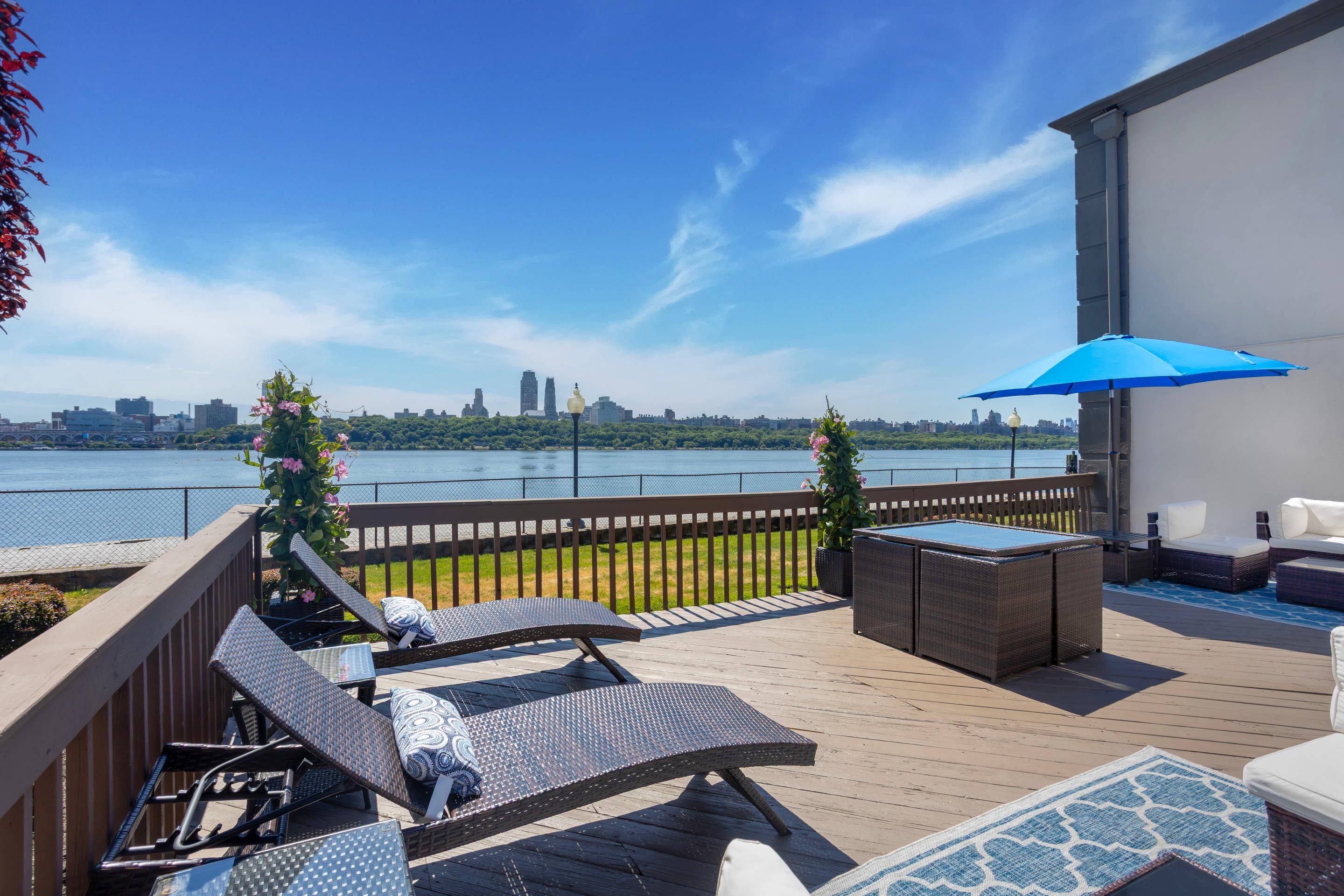 Waterfront Sundeck