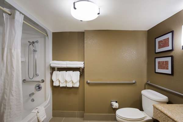  - Comfort Suites North Brunswick