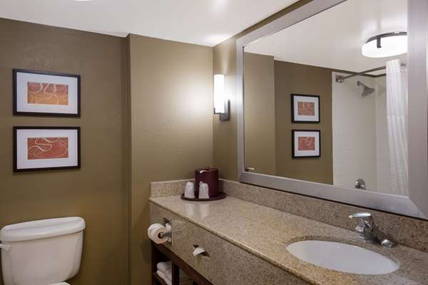  - Comfort Suites North Brunswick
