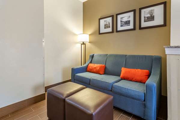  - Comfort Suites Newark