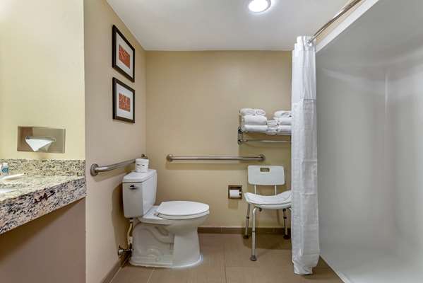  - Comfort Suites Newark