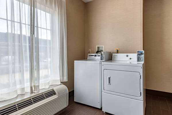 Amenities - Comfort Suites Newark