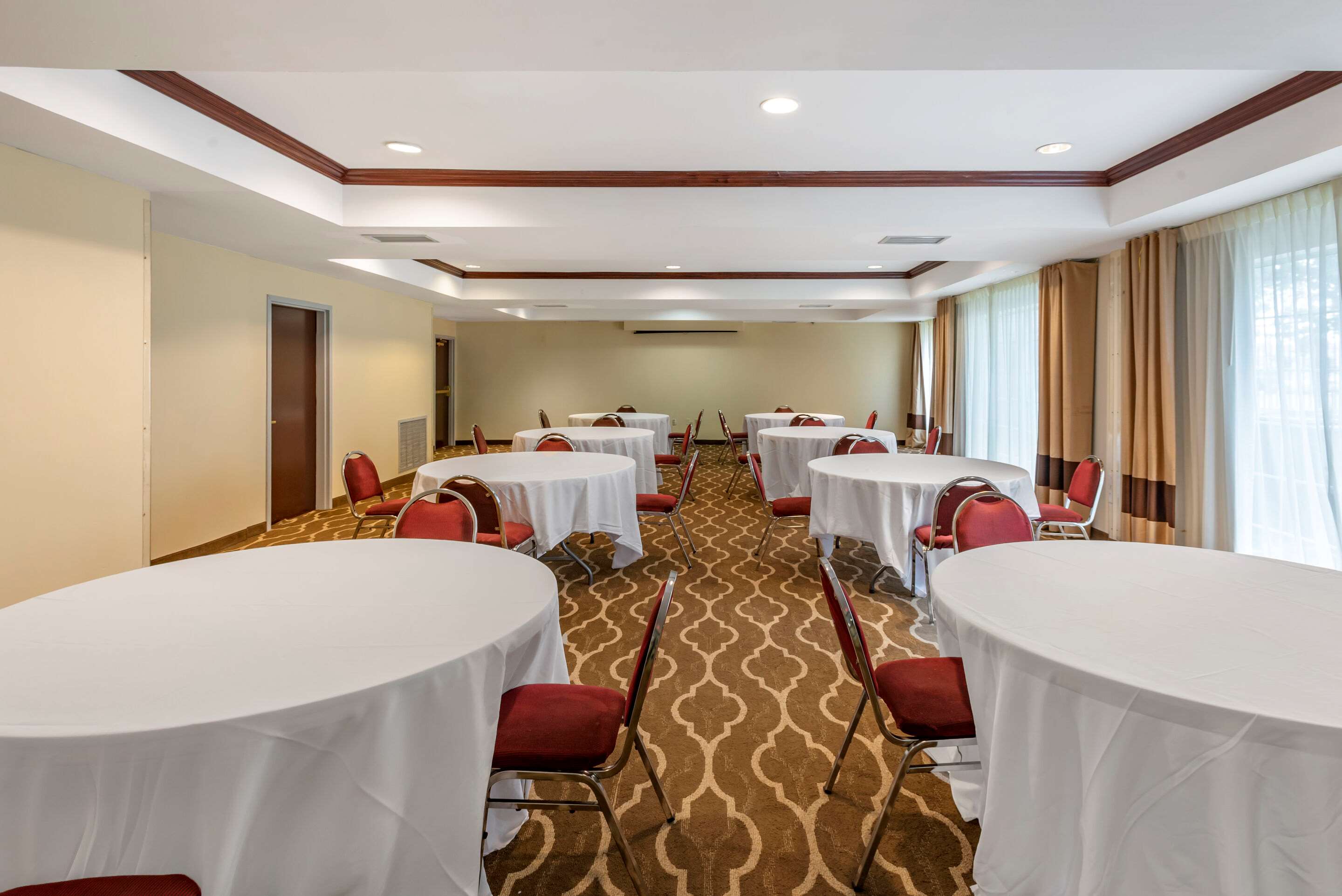 Meeting room | Comfort Suites Newark - Harrison