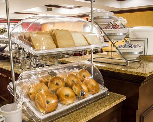 Amenities - Quality Suites North Bergen