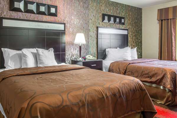  - Rodeway Inn Capri Little Ferry