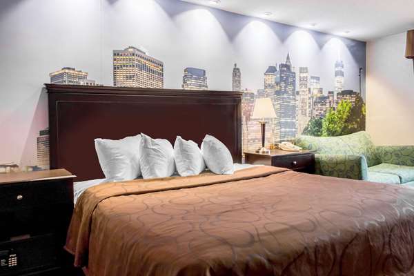  - Rodeway Inn Capri Little Ferry