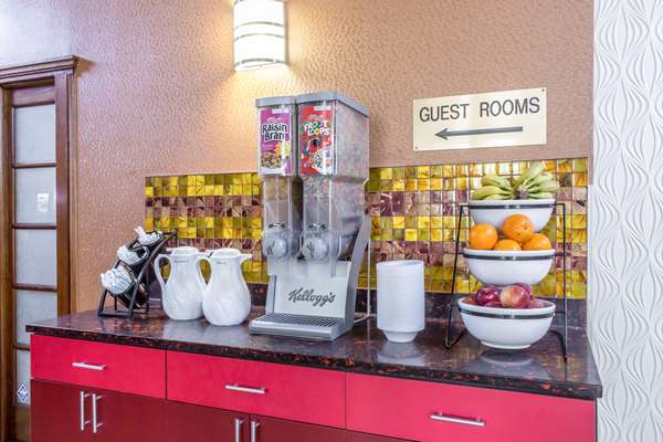 Amenities - Rodeway Inn Capri Little Ferry