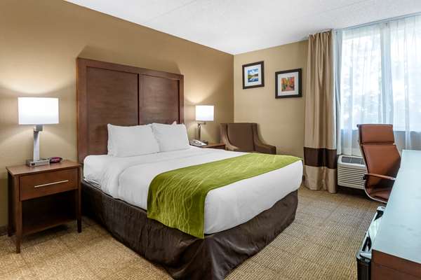  - Comfort Inn Edison