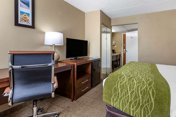  - Comfort Inn Edison
