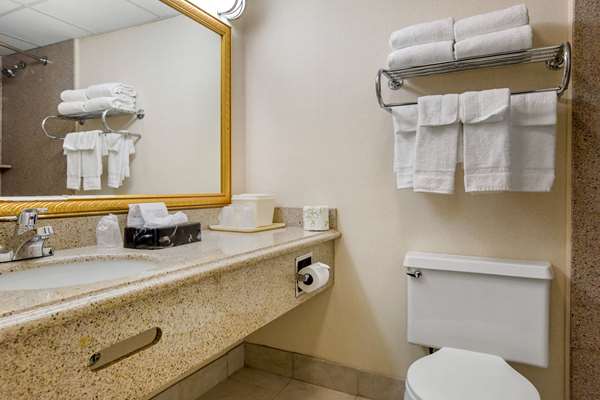  - Quality Inn Ledgewood