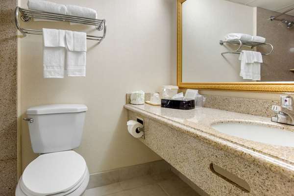  - Quality Inn Ledgewood
