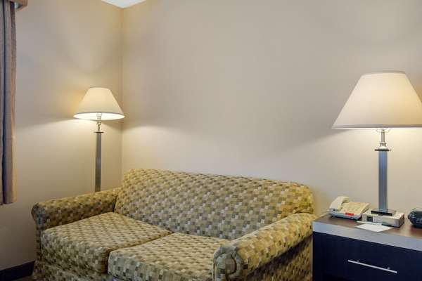  - Quality Inn Ledgewood