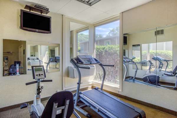 Fitness/ Exercise Room - Quality Inn Ledgewood