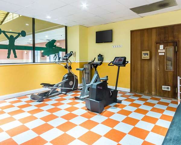 Fitness/ Exercise Room - Clarion Hotel Somerset