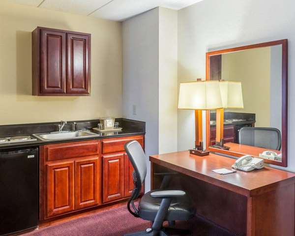 Suite - Clarion Hotel Somerset