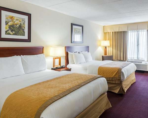  - Clarion Hotel Somerset
