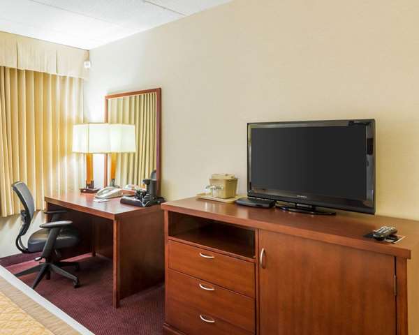  - Clarion Hotel Somerset