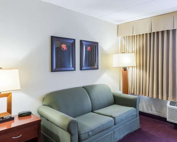  - Clarion Hotel Somerset