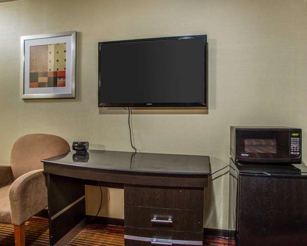  - Rodeway Inn Belleville