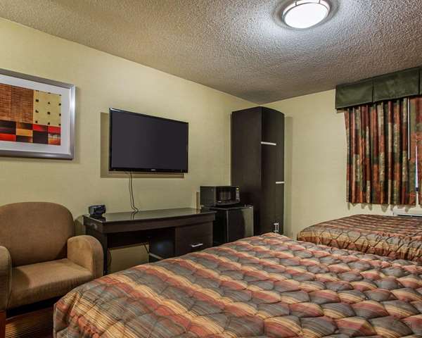  - Rodeway Inn Belleville