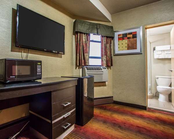  - Rodeway Inn Belleville