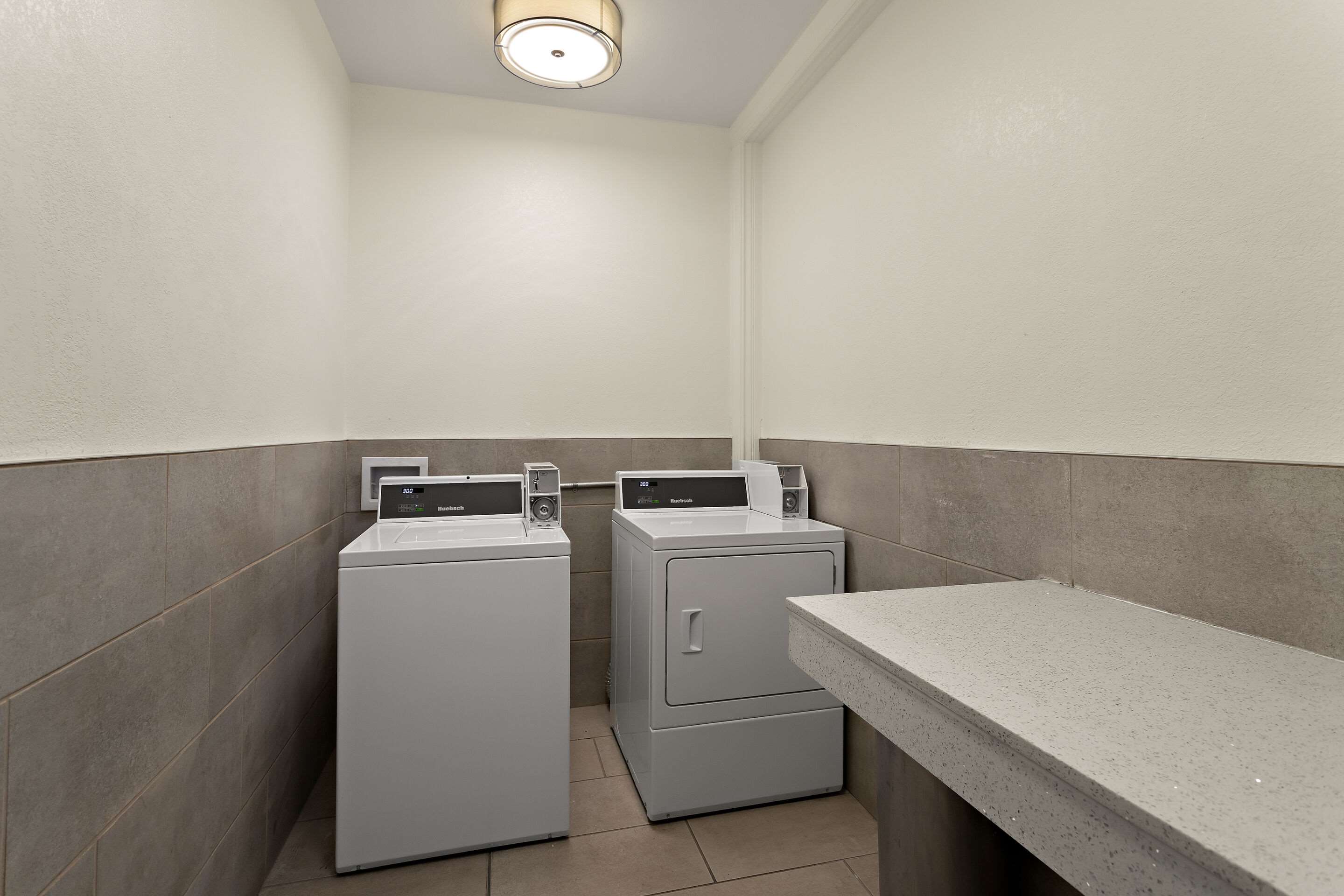 Guest laundry facilities | Comfort Suites University Las Cruces