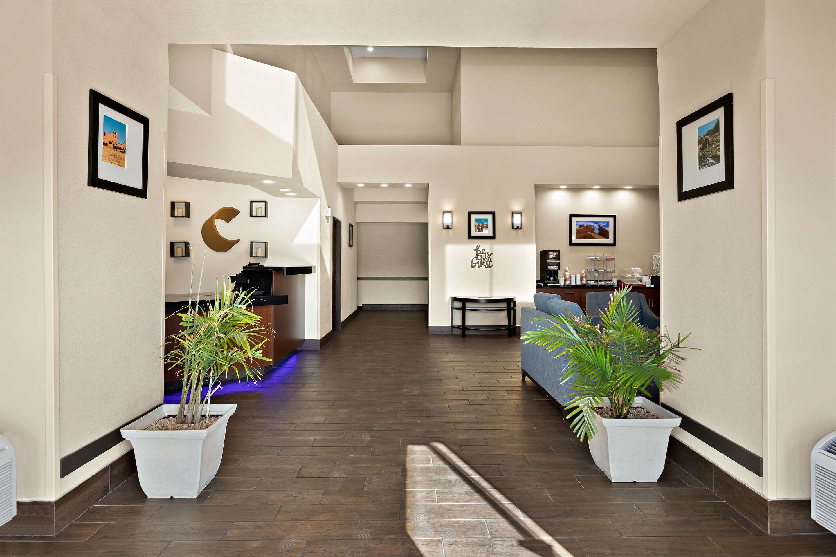 Hotel lobby | Comfort Suites University Las Cruces