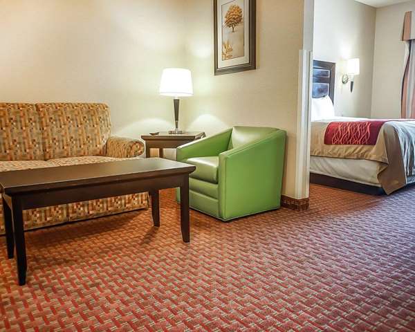 Suite - Quality Inn & Suites Roswell