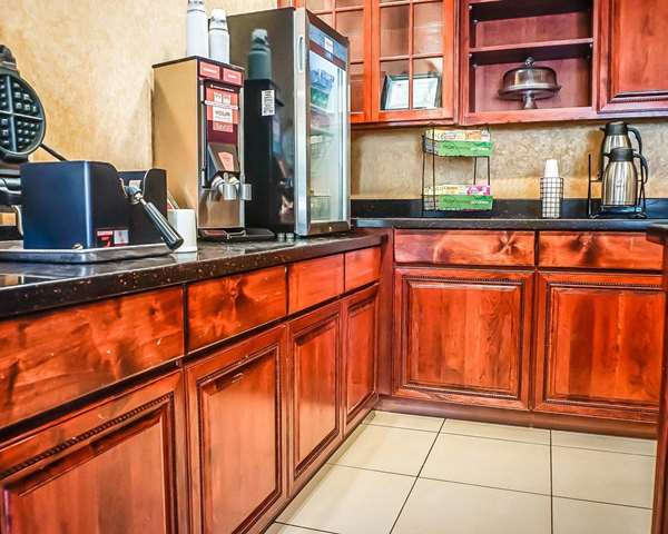 Amenities - Quality Inn & Suites Roswell