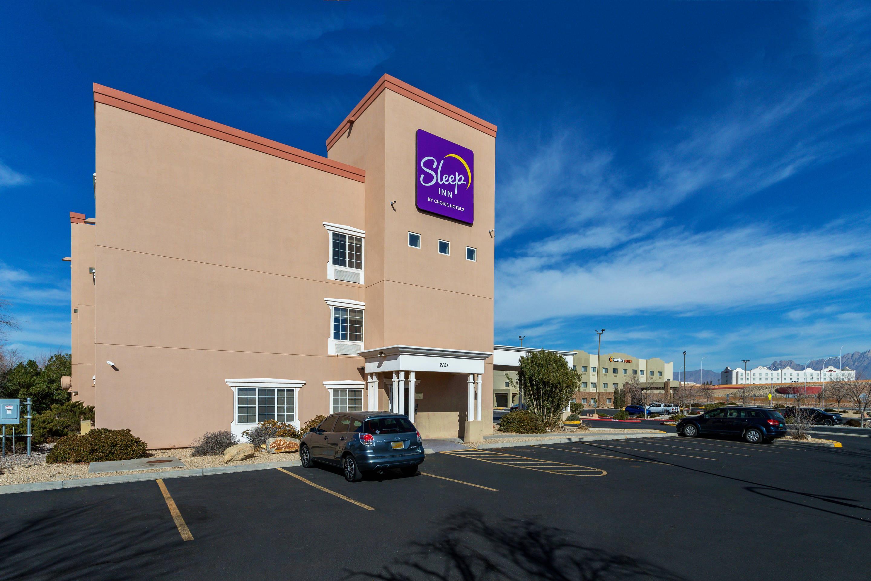 Hotel exterior | Sleep Inn University