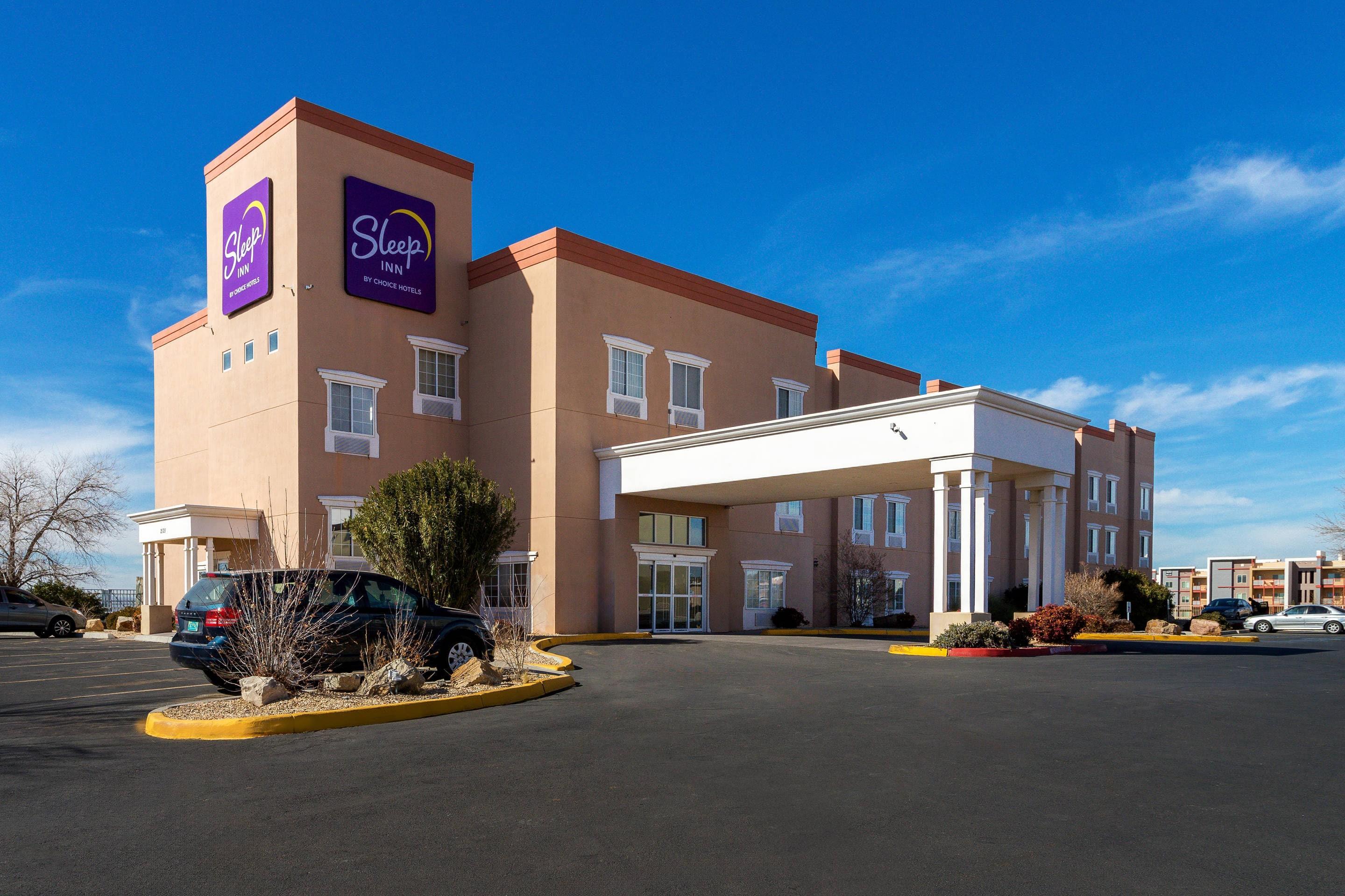Hotel exterior | Sleep Inn University