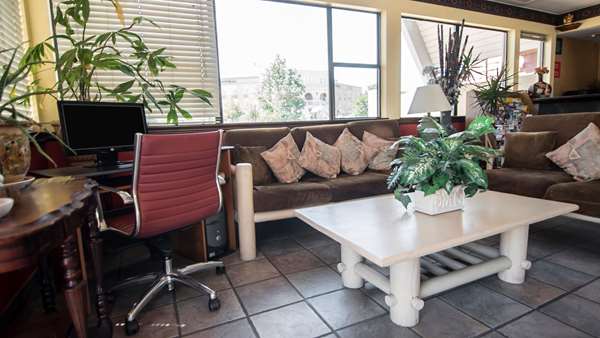 Conference Area - Econo Lodge Downtown Albuquerque - I-25, Exit 224