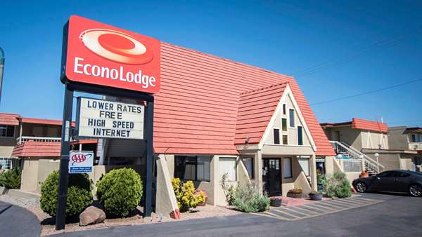 Exterior view - Econo Lodge Downtown Albuquerque - I-25, Exit 224